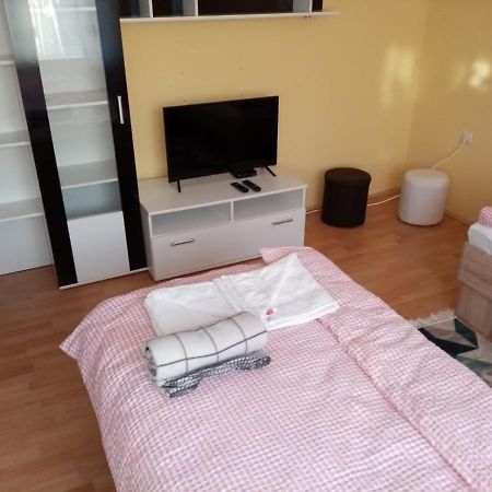 Lale'S Room Palić Buitenkant foto