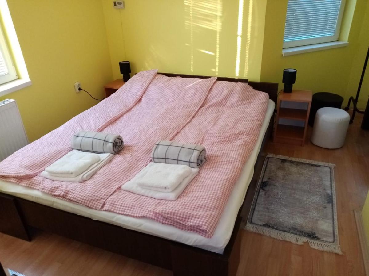 Lale'S Room Palić Buitenkant foto